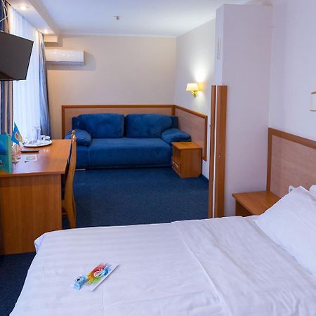 Truskavets 365 Hotel 외부 사진