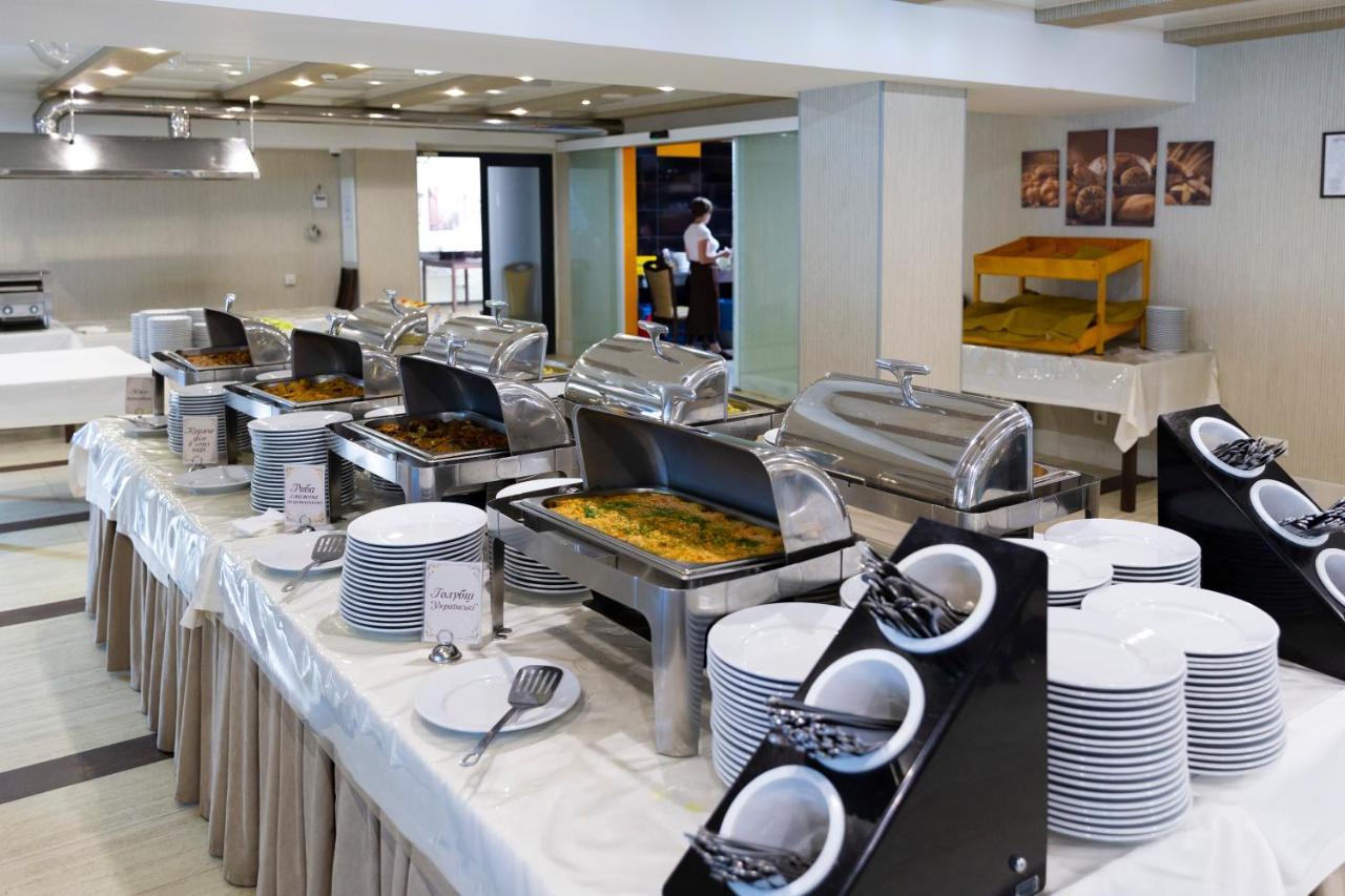 Truskavets 365 Hotel 외부 사진