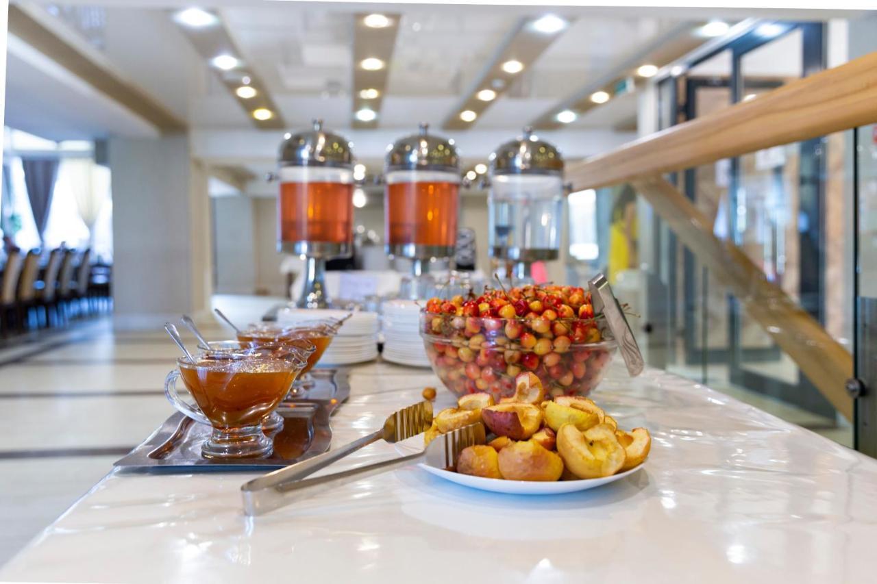 Truskavets 365 Hotel 외부 사진