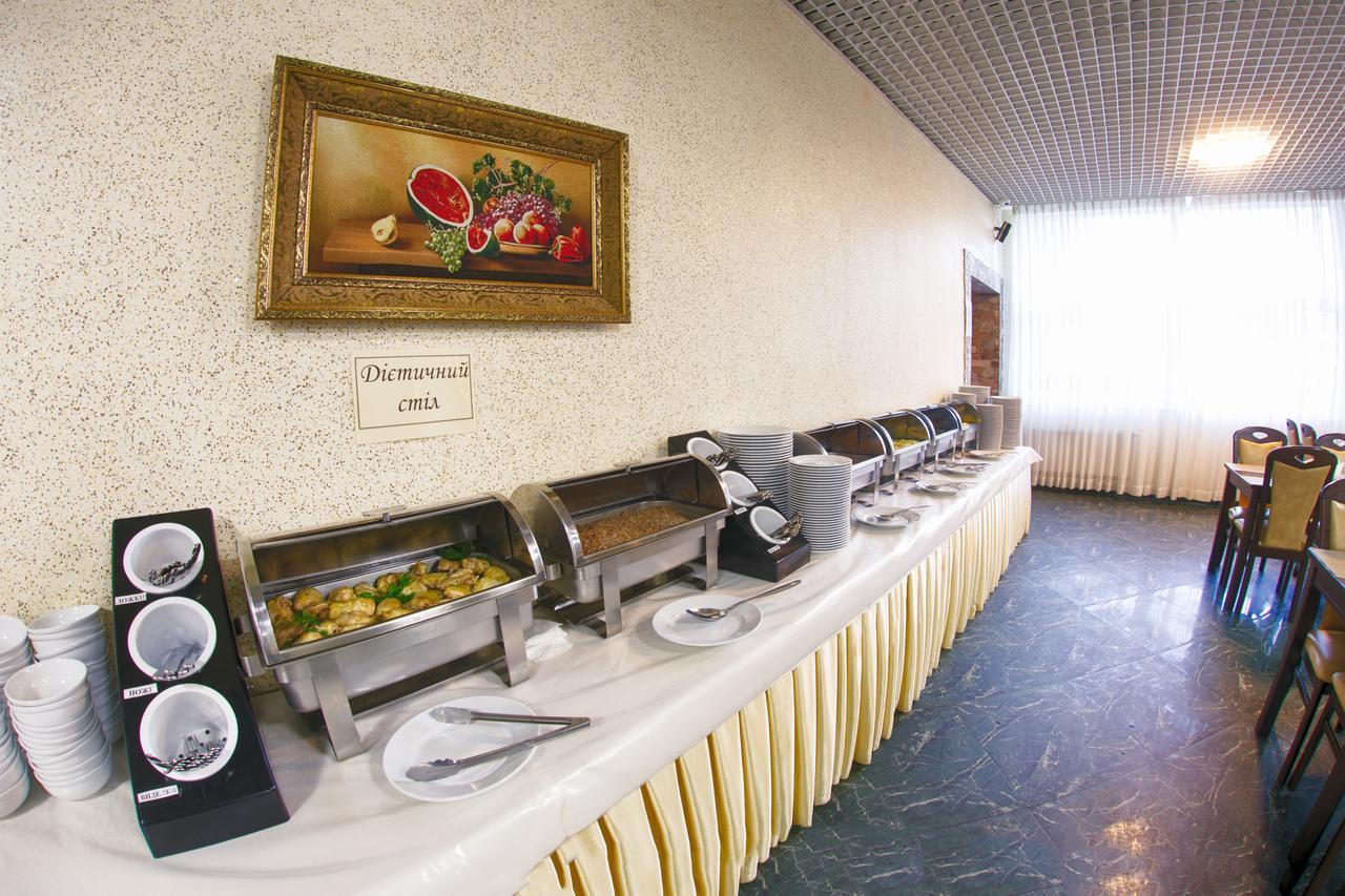 Truskavets 365 Hotel 외부 사진