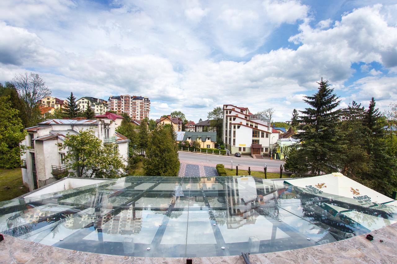 Truskavets 365 Hotel 외부 사진